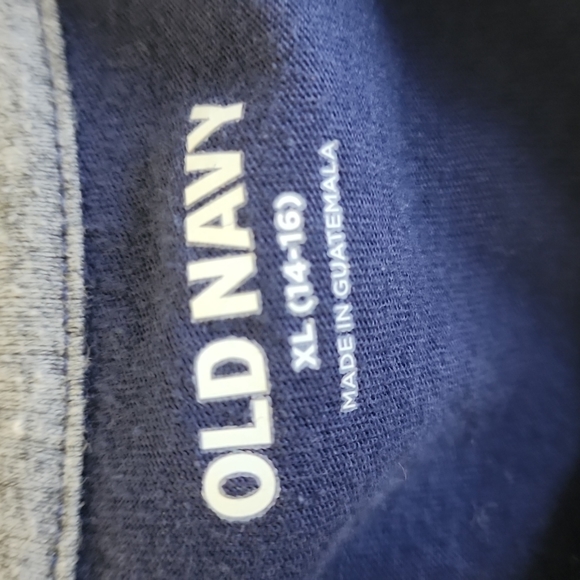 Kids Old Navy TShirt - Picture 3 of 5